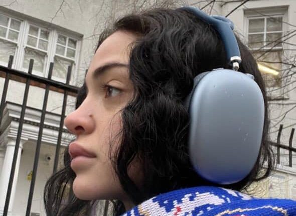 Luna Blaise : Du rôle iconique de Manifest à la scène musicale