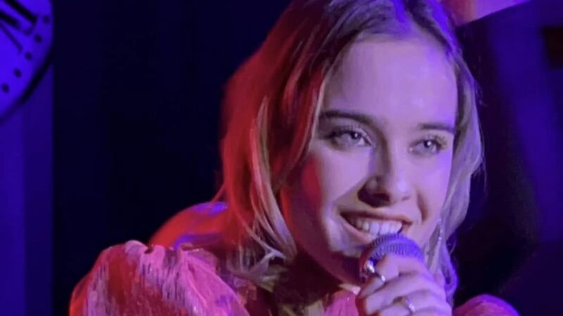 Ella Lockert : carrière musicale, photos et projets 2025