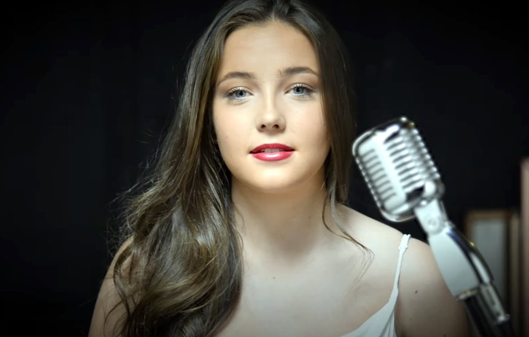 Lucy Thomas : De The Voice à la scène mondiale