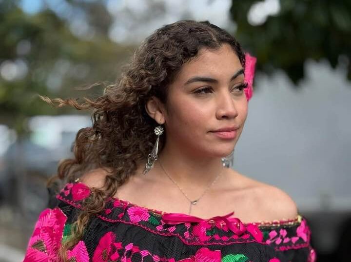 Kaylanie Barrera La Voix d’Or Qui Enchante la Musique Mexicaine