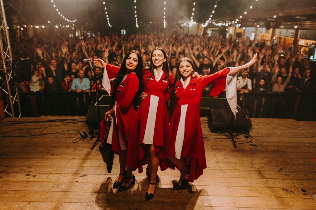 Trio Mandili : Les voix de la tradition géorgienne