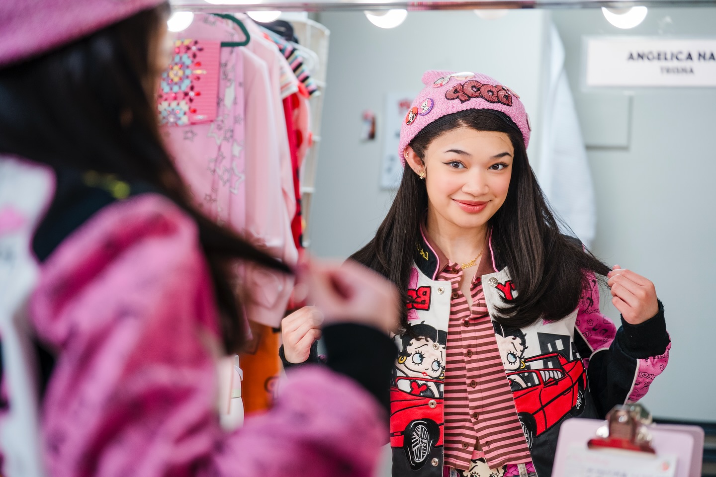 Angelica Hale Brille sur Broadway
