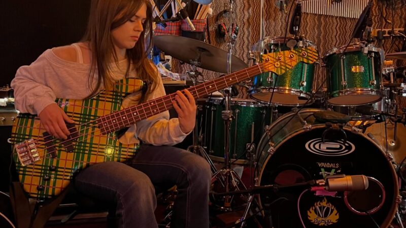 Prestyn Smith : portrait d’une jeune chanteuse pop californienne