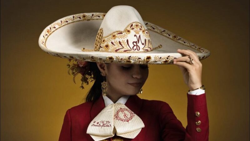 Nathaly Basulto est une jeune chanteuse latino qui mélange musique régionale mexicaine et pop moderne