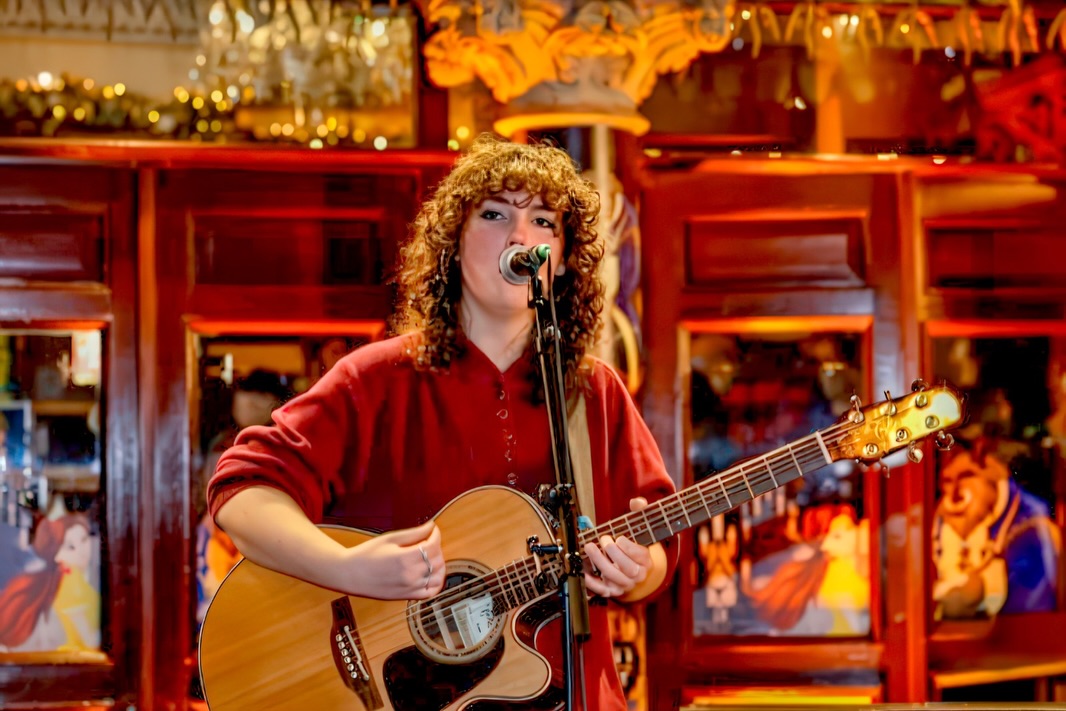 Sadhbh Keane, adolescente et musicienne pleine de promesses