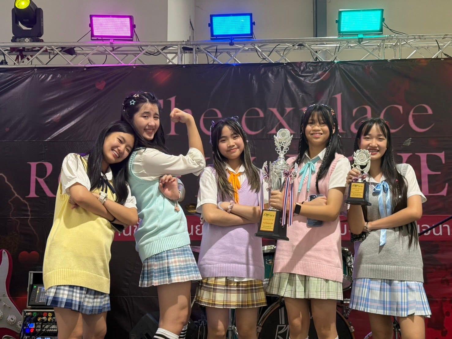 Zizters, révélation musicale de Bangkok