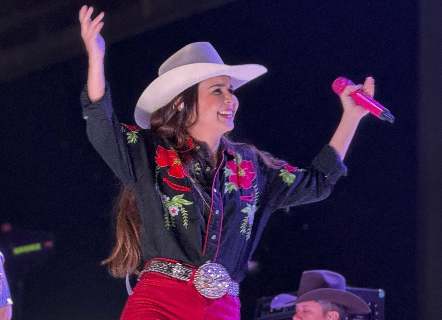 Laura Denisse  du Mexique au country