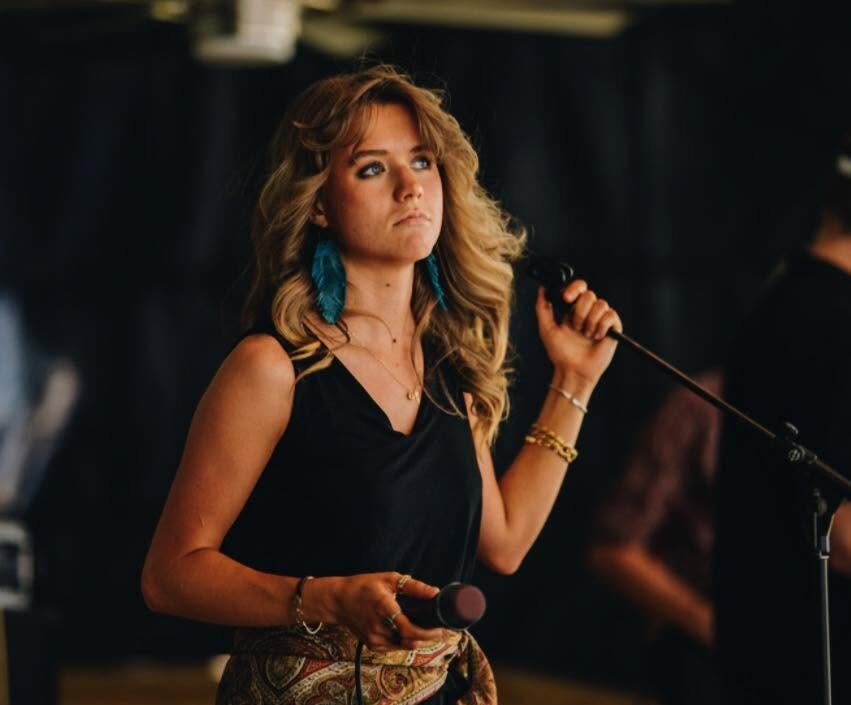 Clara Rae : entre country, blues et Americana