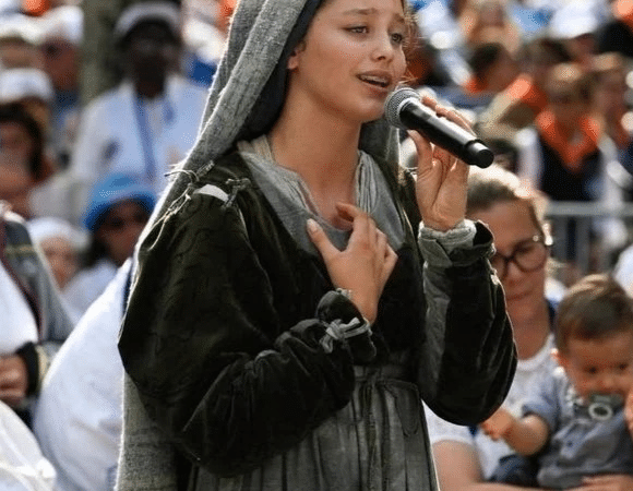 Eva Molenmaker, Bernadette de Lourdes